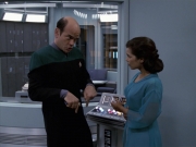 Filename=extant_StarTrek_VOY_6x13-Virtuoso_00078.jpg
Filesize=167KiB
Dimensions=1200x900
Date added=Dec 28, 2019 extant_StarTrek_VOY_6x13-Virtuoso_00078.jpg