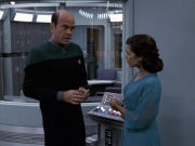 Filename=extant_StarTrek_VOY_6x13-Virtuoso_00080.jpg
Filesize=169KiB
Dimensions=1200x900
Date added=Dec 28, 2019 extant_StarTrek_VOY_6x13-Virtuoso_00080.jpg
