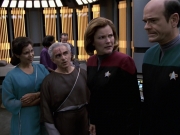 Filename=extant_StarTrek_VOY_6x13-Virtuoso_00124.jpg
Filesize=201KiB
Dimensions=1200x900
Date added=Dec 28, 2019 extant_StarTrek_VOY_6x13-Virtuoso_00124.jpg