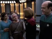Filename=extant_StarTrek_VOY_6x13-Virtuoso_00126.jpg
Filesize=202KiB
Dimensions=1200x900
Date added=Dec 28, 2019 extant_StarTrek_VOY_6x13-Virtuoso_00126.jpg