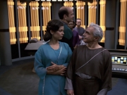 Filename=extant_StarTrek_VOY_6x13-Virtuoso_00199.jpg
Filesize=220KiB
Dimensions=1200x900
Date added=Dec 28, 2019 extant_StarTrek_VOY_6x13-Virtuoso_00199.jpg