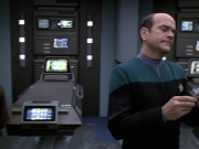 Filename=extant_StarTrek_VOY_6x13-Virtuoso_00209.jpg
Filesize=152KiB
Dimensions=1200x900
Date added=Dec 28, 2019 extant_StarTrek_VOY_6x13-Virtuoso_00209.jpg