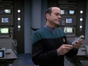 Filename=extant_StarTrek_VOY_6x13-Virtuoso_00210.jpg
Filesize=159KiB
Dimensions=1200x900
Date added=Dec 28, 2019 extant_StarTrek_VOY_6x13-Virtuoso_00210.jpg