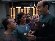extant_StarTrek_VOY_6x13-Virtuoso_00572.jpg