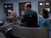 Filename=extant_StarTrek_VOY_6x13-Virtuoso_00601.jpg
Filesize=176KiB
Dimensions=1200x900
Date added=Dec 28, 2019 extant_StarTrek_VOY_6x13-Virtuoso_00601.jpg