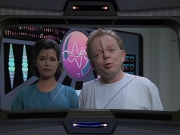 extant_StarTrek_VOY_6x13-Virtuoso_00704.jpg