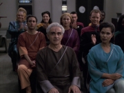 extant_StarTrek_VOY_6x13-Virtuoso_00809.jpg