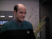 extant_StarTrek_VOY_6x13-Virtuoso_00835.jpg