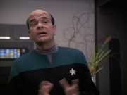 extant_StarTrek_VOY_6x13-Virtuoso_00875.jpg