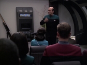 extant_StarTrek_VOY_6x13-Virtuoso_00888.jpg