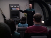 extant_StarTrek_VOY_6x13-Virtuoso_00889.jpg
