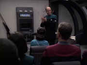 extant_StarTrek_VOY_6x13-Virtuoso_00892.jpg