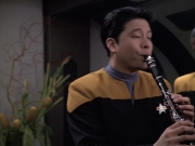 Filename=extant_StarTrek_VOY_6x13-Virtuoso_00907.jpg
Filesize=151KiB
Dimensions=1200x900
Date added=Dec 28, 2019 extant_StarTrek_VOY_6x13-Virtuoso_00907.jpg