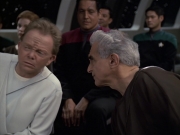 extant_StarTrek_VOY_6x13-Virtuoso_00930.jpg