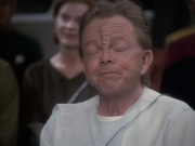 extant_StarTrek_VOY_6x13-Virtuoso_00986.jpg