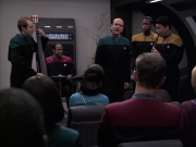extant_StarTrek_VOY_6x13-Virtuoso_01004.jpg