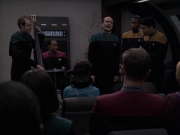 extant_StarTrek_VOY_6x13-Virtuoso_01005.jpg