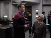 extant_StarTrek_VOY_6x13-Virtuoso_01012.jpg