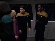 extant_StarTrek_VOY_6x13-Virtuoso_01037.jpg
