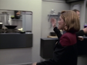 extant_StarTrek_VOY_6x13-Virtuoso_01061.jpg