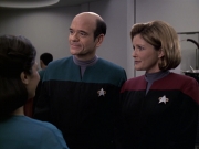 Filename=extant_StarTrek_VOY_6x13-Virtuoso_01091.jpg
Filesize=134KiB
Dimensions=1200x900
Date added=Dec 28, 2019 extant_StarTrek_VOY_6x13-Virtuoso_01091.jpg
