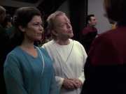 extant_StarTrek_VOY_6x13-Virtuoso_01092.jpg