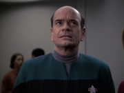 extant_StarTrek_VOY_6x13-Virtuoso_01124.jpg