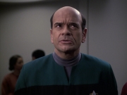 extant_StarTrek_VOY_6x13-Virtuoso_01125.jpg