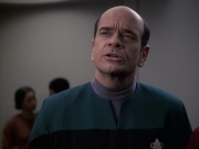 extant_StarTrek_VOY_6x13-Virtuoso_01127.jpg