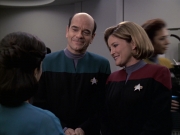 extant_StarTrek_VOY_6x13-Virtuoso_01141.jpg