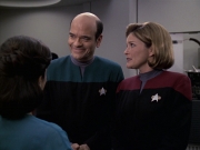 extant_StarTrek_VOY_6x13-Virtuoso_01142.jpg