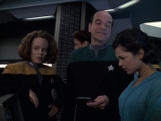 extant_StarTrek_VOY_6x13-Virtuoso_01158.jpg