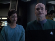 extant_StarTrek_VOY_6x13-Virtuoso_01232.jpg