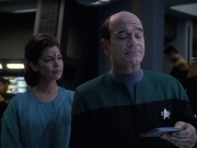 extant_StarTrek_VOY_6x13-Virtuoso_01235.jpg