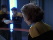 extant_StarTrek_VOY_6x13-Virtuoso_01237.jpg