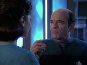 extant_StarTrek_VOY_6x13-Virtuoso_01256.jpg