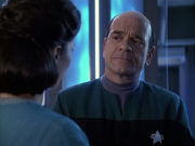 extant_StarTrek_VOY_6x13-Virtuoso_01284.jpg