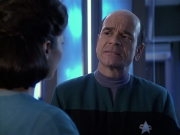extant_StarTrek_VOY_6x13-Virtuoso_01287.jpg