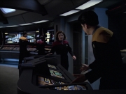 Filename=extant_StarTrek_VOY_6x13-Virtuoso_01428.jpg
Filesize=175KiB
Dimensions=1200x900
Date added=Dec 28, 2019 extant_StarTrek_VOY_6x13-Virtuoso_01428.jpg