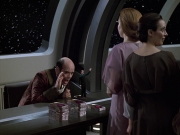 extant_StarTrek_VOY_6x13-Virtuoso_01687.jpg