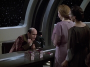 extant_StarTrek_VOY_6x13-Virtuoso_01691.jpg