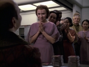 extant_StarTrek_VOY_6x13-Virtuoso_01694.jpg