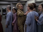 extant_StarTrek_VOY_6x13-Virtuoso_01714.jpg