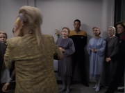 extant_StarTrek_VOY_6x13-Virtuoso_01719.jpg