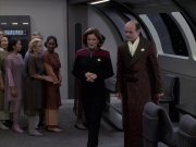 extant_StarTrek_VOY_6x13-Virtuoso_01750.jpg