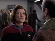 extant_StarTrek_VOY_6x13-Virtuoso_01762.jpg