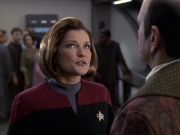 extant_StarTrek_VOY_6x13-Virtuoso_01764.jpg