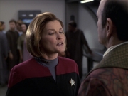 extant_StarTrek_VOY_6x13-Virtuoso_01765.jpg