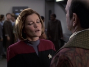 extant_StarTrek_VOY_6x13-Virtuoso_01770.jpg