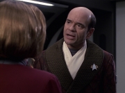 extant_StarTrek_VOY_6x13-Virtuoso_01774.jpg
